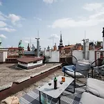 Lejlighed Roof View And Parking Assistance