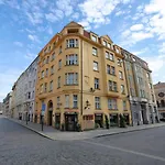 Lejlighed Roof View And Parking Assistance