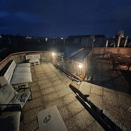 Roof And Parking Assistance Apartment Prague