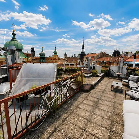 Roof And Parking Assistance Apartment